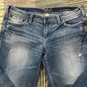 Silver Jeans Co. Distressed Blue Jeans